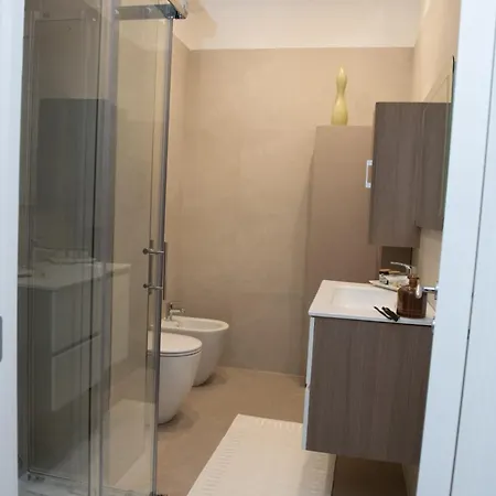 Via Minzoni 26 * Cosenza